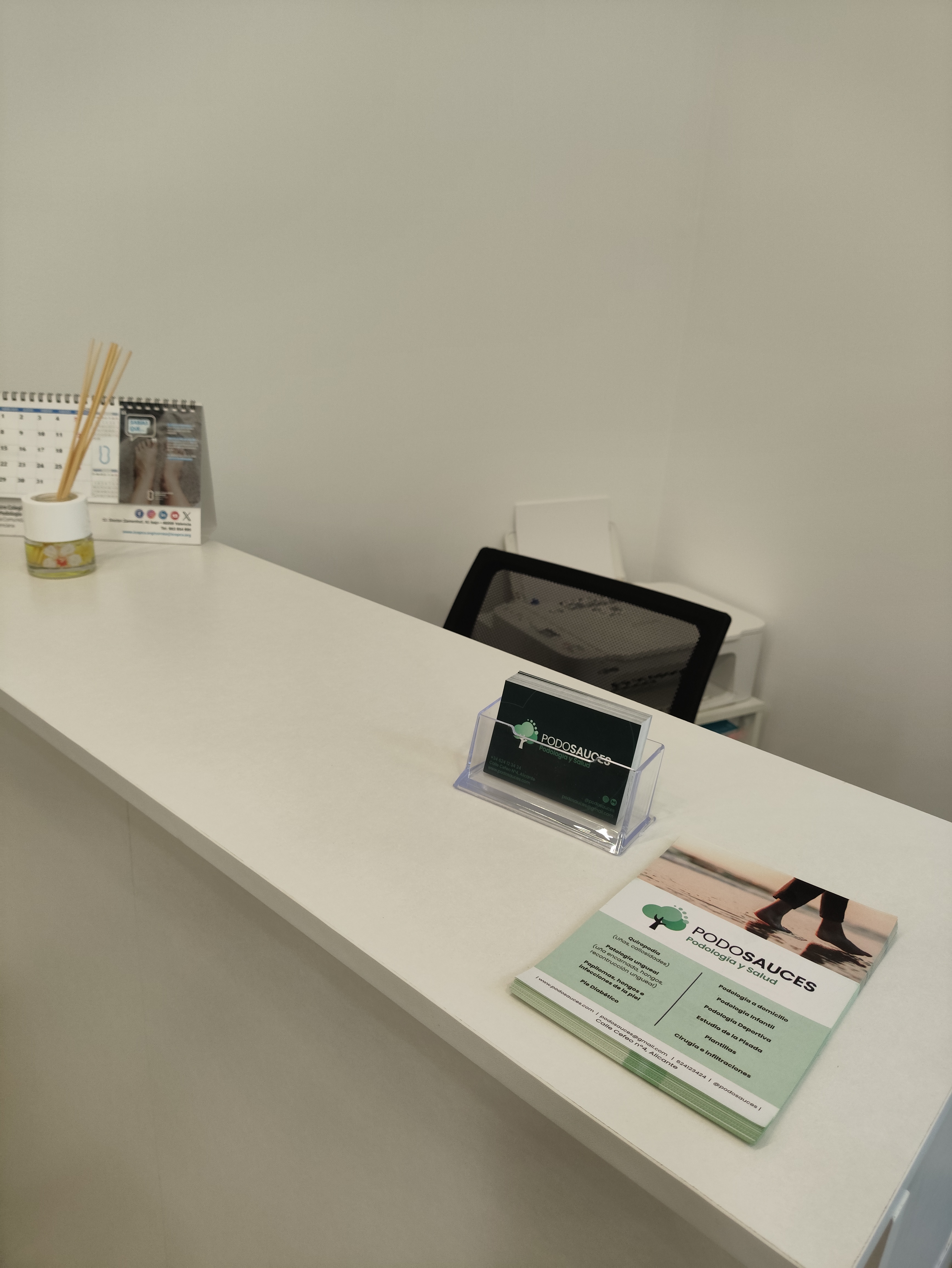 Zona de recepción y atención al paciente